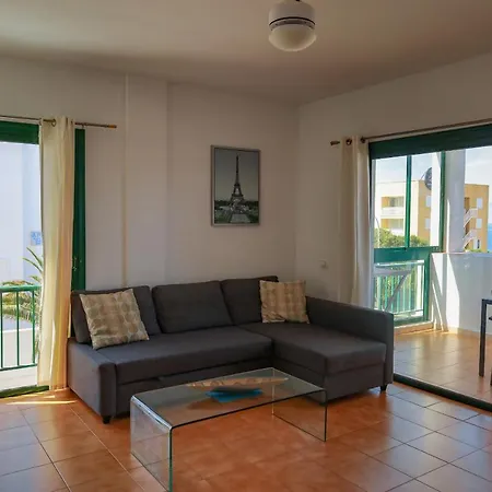 Apartment Esmeralda Front Sea Free Wifi