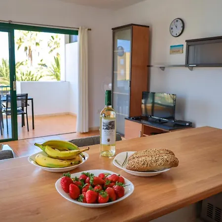 Apartment Esmeralda Front Sea Free Wifi *